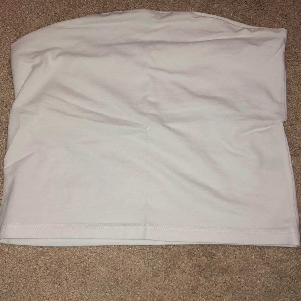 WHITE TUBE TOP